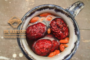 Một số lưu ý khi sử dụng nước táo đỏ